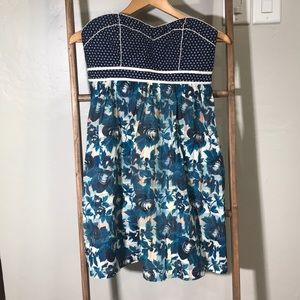 Urban Outfitters - Floral blue dress